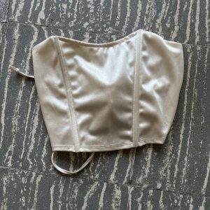 Corset blanco perla