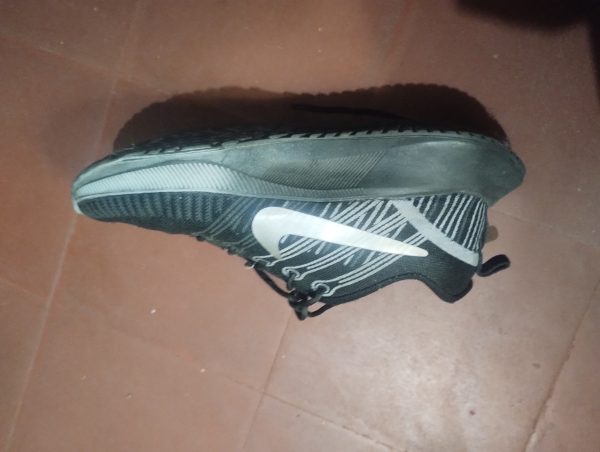 Zapatillas Nike Deportivas Talle 41 - Image 2