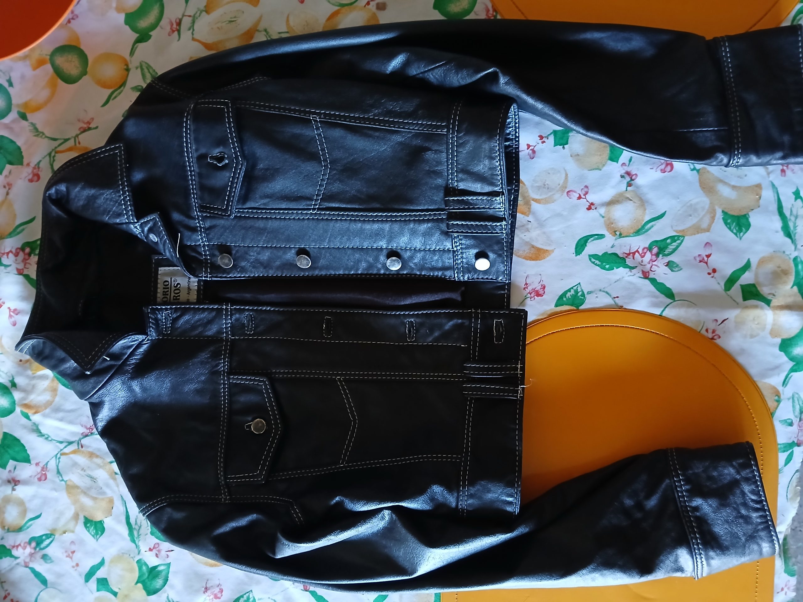Campera de cuero corto - Image 3
