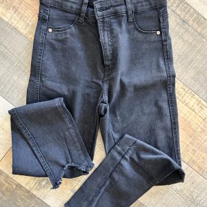 Pantalón gabardina bershka