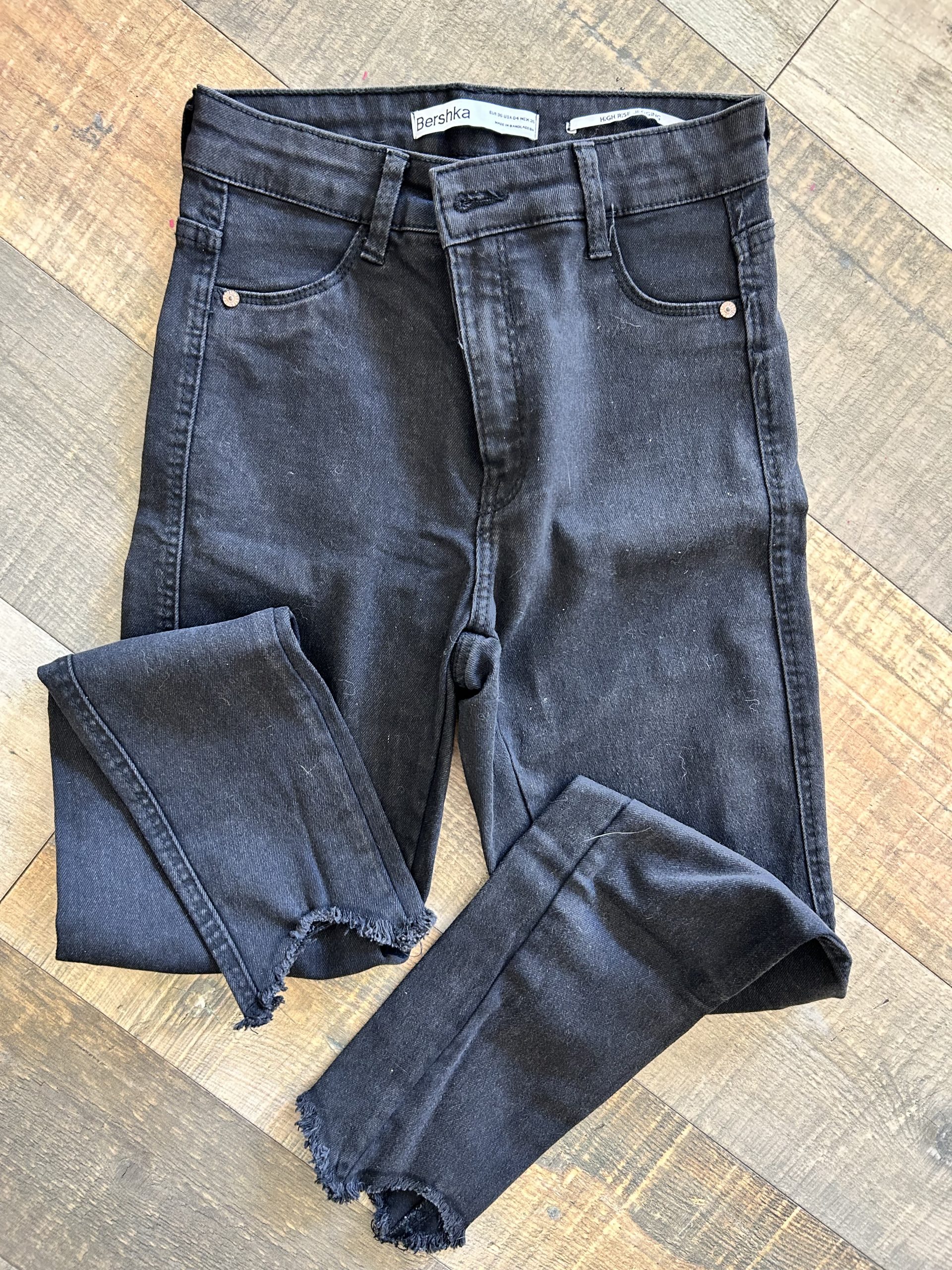 Pantalón gabardina bershka