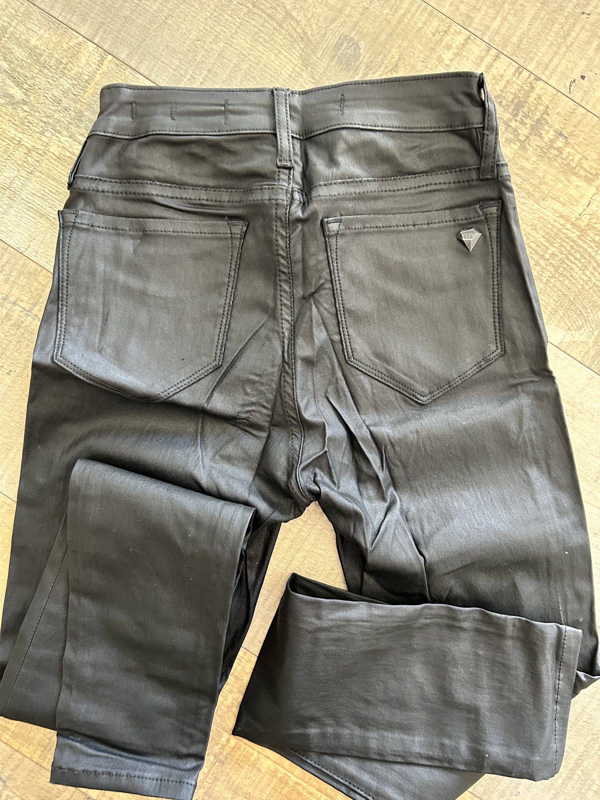 Pantalón engomado kosiuko - Image 4